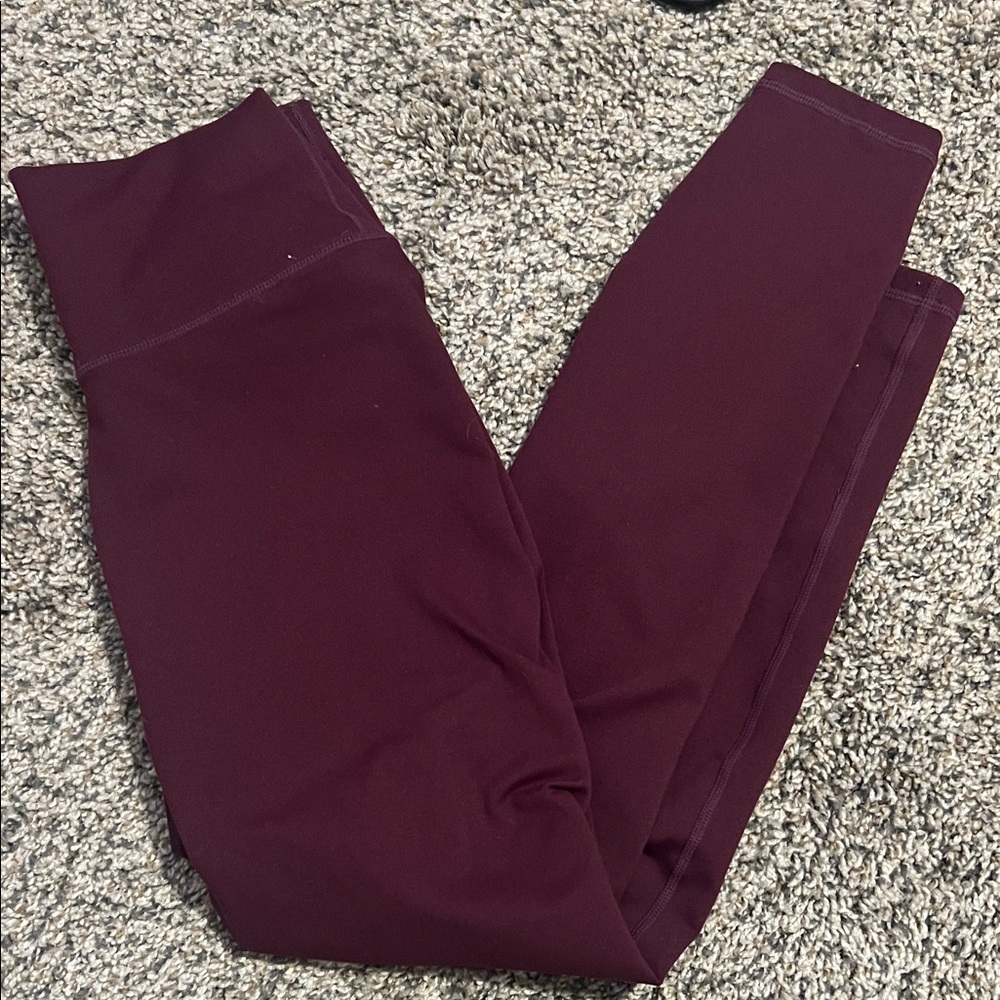Fabletics Women's Cropped Pants in Burgundy